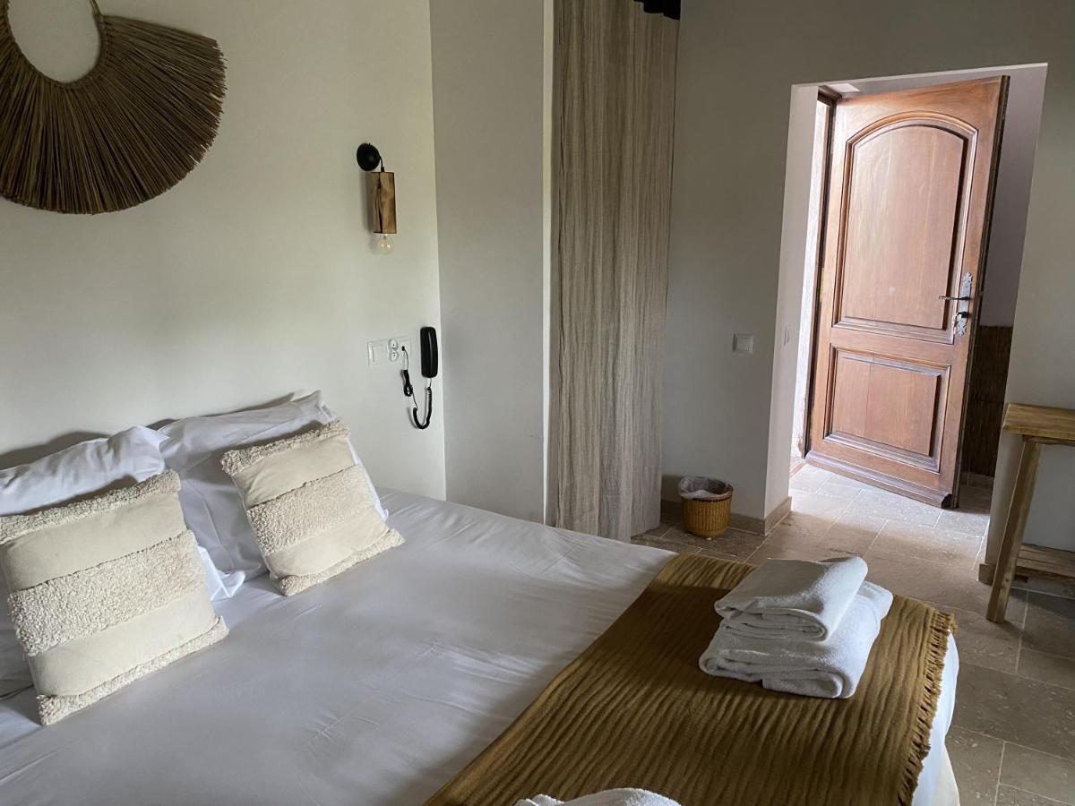 Hotel Du Pont Blanc Saintes-Maries-de-la-Mer Ngoại thất bức ảnh